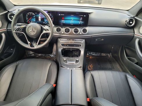Used 2022 Mercedes-Benz E 350 Sedan image 14