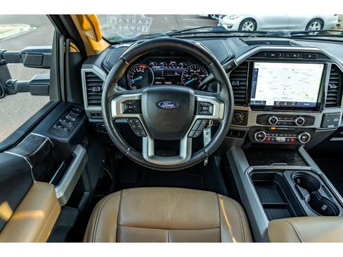 Used 2022 Ford F250 Lariat w/ Tremor Off-Road Package image 18