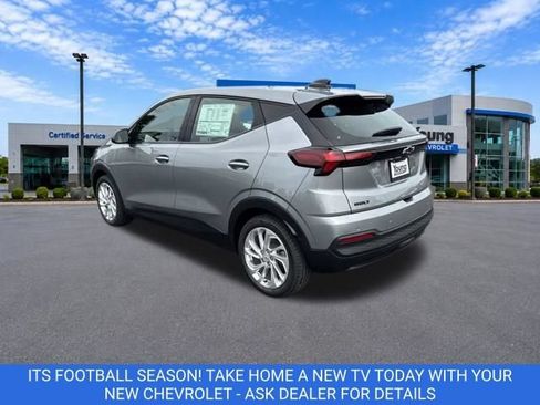 New 2027 Chevrolet Bolt LT FWD image 5
