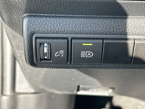 Used 2024 Toyota Corolla SE w/ SE Premium Package image 22