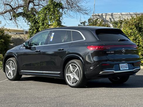 Used 2023 Mercedes-Benz EQS 580 4MATIC SUV image 5