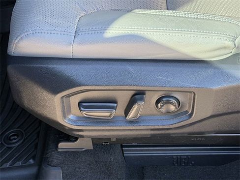 Used 2024 Toyota Tundra Limited image 23