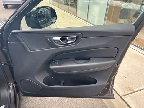 Certified 2025 Volvo XC60 B5 Plus image 14