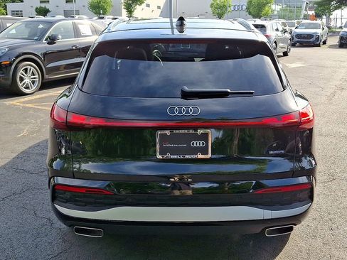 Used 2025 Audi Q5 Prestige AWD/4WD image 12