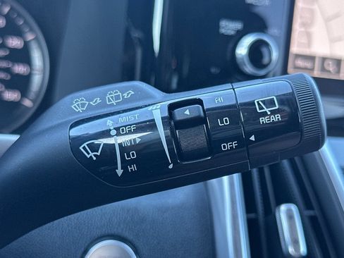 Used 2023 Kia Sorento EX FWD image 38