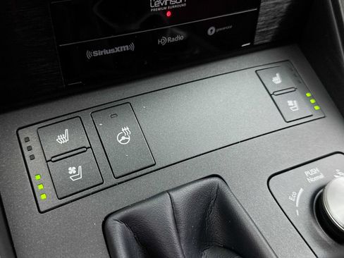 Used 2021 Lexus IS 350 F Sport RWD image 26