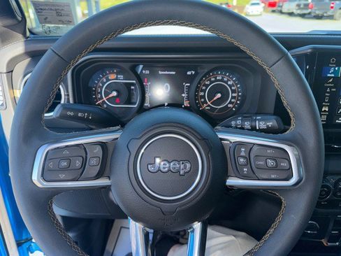 Used 2024 Jeep Wrangler Sahara w/ Technology Group image 19