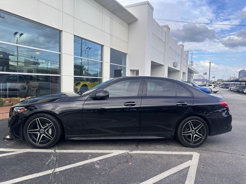 Used 2024 Mercedes-Benz C 300 4MATIC Sedan image 3