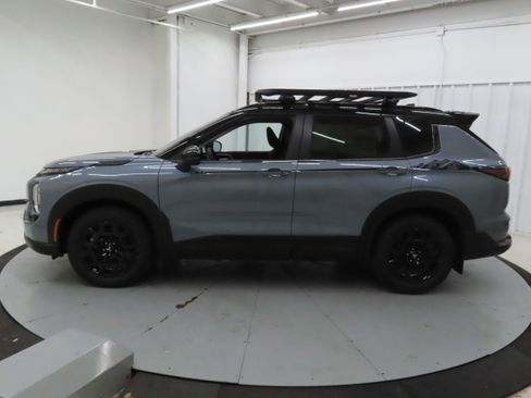 New 2026 Mitsubishi Outlander Trail Edition image 6