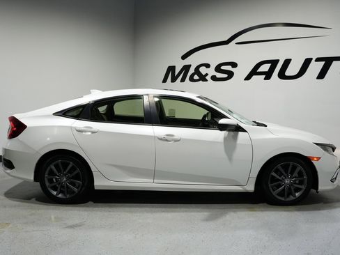 Used 2019 Honda Civic EX-L image 6