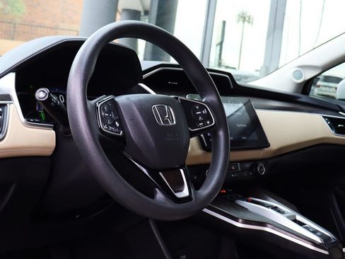 Used 2018 Honda Clarity Plug-In Hybrid image 37