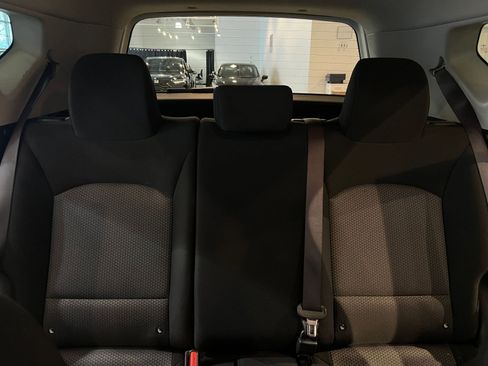 Used 2025 Kia Soul LX w/ LX Technology Package image 38