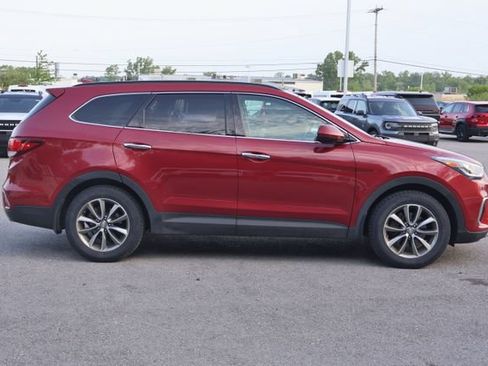 Used 2018 Hyundai Santa Fe SE AWD/4WD image 7