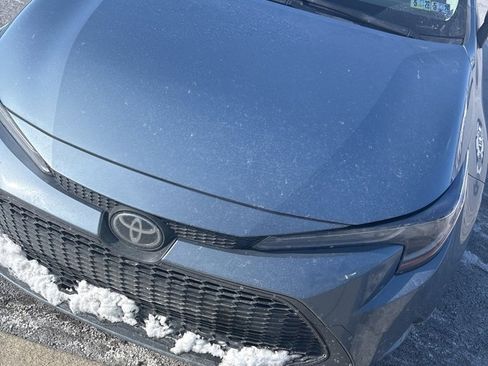 Used 2021 Toyota Corolla LE image 2
