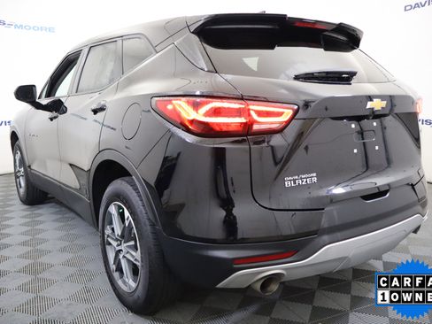 Used 2025 Chevrolet Blazer LT image 9