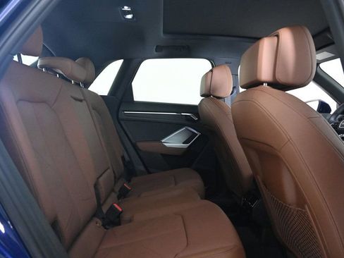 Certified 2025 Audi Q3 2.0T Premium w/ Convenience Package image 17