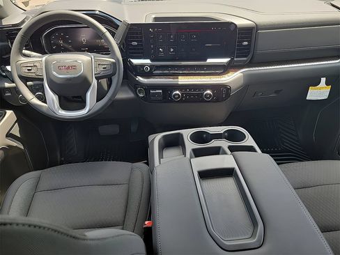 New 2026 GMC Sierra 1500 SLE w/ Preferred Package RWD image 11