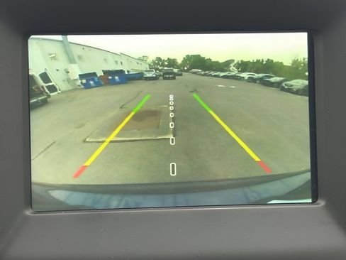 Used 2019 Jeep Compass Latitude w/ Cold Weather Group FWD image 17