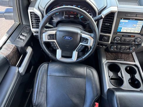 Used 2019 Ford F250 Lariat image 15