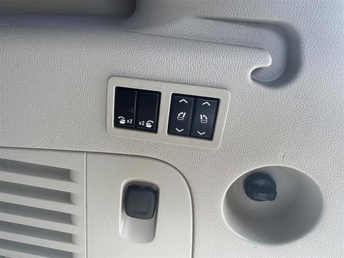 Used 2015 GMC Yukon XL Denali w/ Touring Package image 25