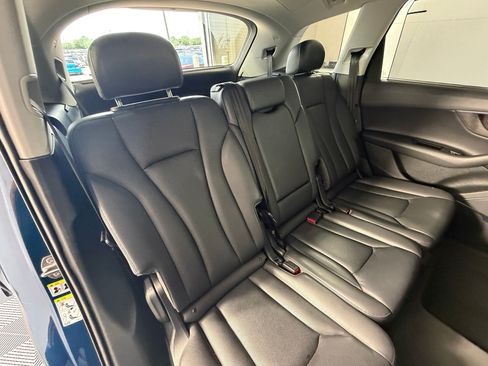 Used 2019 Audi Q7 3.0T Prestige w/ Prestige Package AWD/4WD image 33
