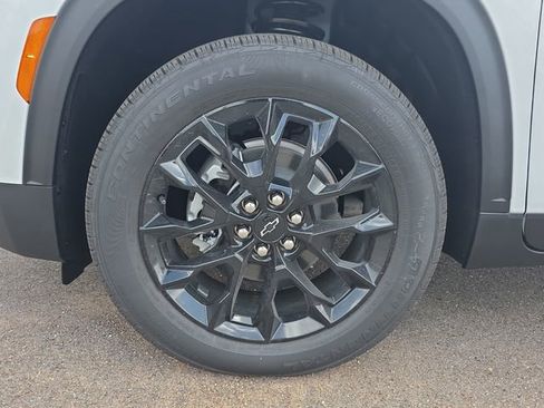 New 2026 Chevrolet Traverse LT w/ Midnight/Sport Edition FWD image 9