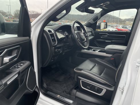 Used 2022 RAM 1500 Laramie w/ Sport Appearance Package image 14