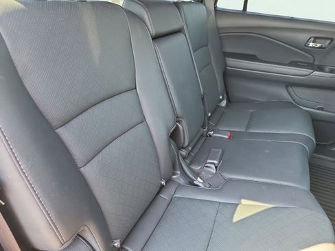 Used 2021 Honda Passport Touring image 17