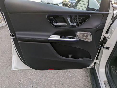 New 2025 Mercedes-Benz GLC 350e 4MATIC image 10