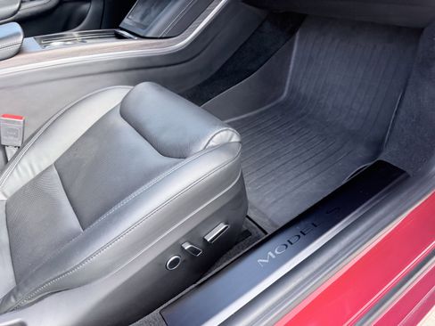 Used 2022 Tesla Model S image 49