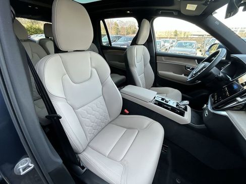 New 2026 Volvo XC90 B6 Plus image 26