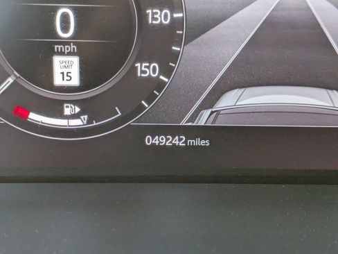 Used 2021 Land Rover Range Rover Base image 30