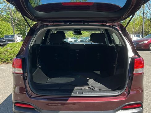 Used 2018 Kia Sorento LX AWD/4WD image 30