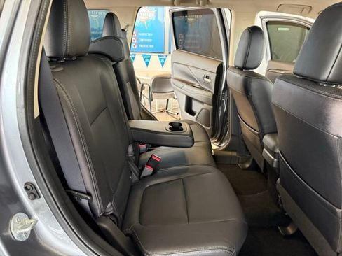 Used 2017 Mitsubishi Outlander GT image 22