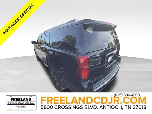 Used 2018 Chevrolet Suburban Premier w/ Max Trailering Package AWD/4WD image 4