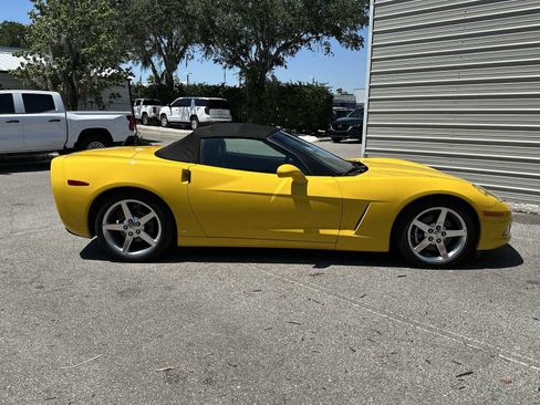 Used 2006 Chevrolet Corvette Convertible w/ Preferred Equipment Group RWD image 7