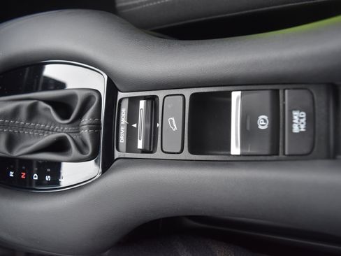 Certified 2024 Honda HR-V LX image 22