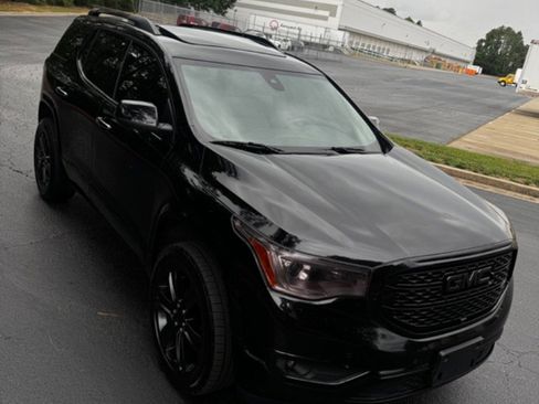 Used 2017 GMC Acadia Denali w/ Technology Package AWD/4WD image 11