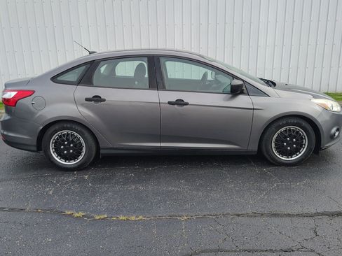 Used 2014 Ford Focus S FWD image 4