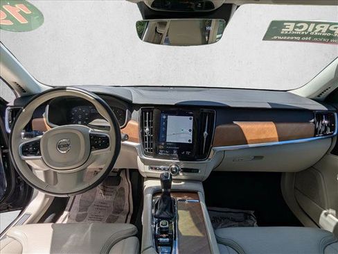Used 2019 Volvo V90 T5 Inscription w/ Protection Package Premier FWD image 17