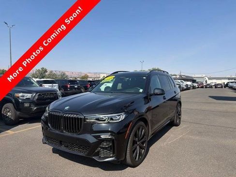 Used 2021 BMW X7 xDrive40i w/ M Sport Package AWD/4WD image 3