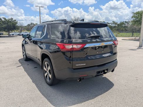 Used 2019 Chevrolet Traverse LT w/ LT Premium Package FWD image 7