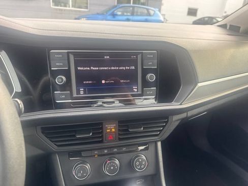 Used 2019 Volkswagen Jetta S w/ Driver Assistance Package FWD image 10