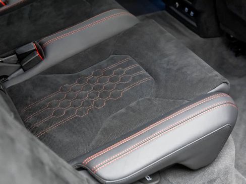 Used 2023 Lamborghini Urus Performante image 47