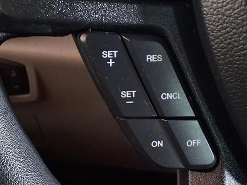Used 2018 Ford F150 XL w/ Equipment Group 101A Mid AWD/4WD image 24