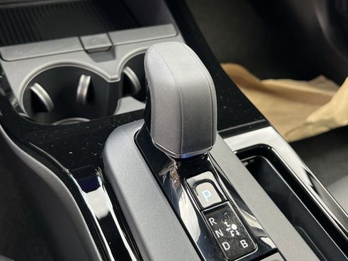 New 2026 Toyota Prius XLE image 17