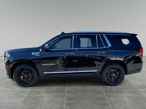 Used 2022 GMC Yukon Denali image 2