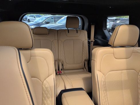 Used 2021 Jeep Grand Cherokee L Summit w/ Advanced Protech Group IV image 8