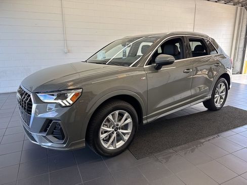 New 2025 Audi Q3 2.0T Premium w/ Convenience Package image 4