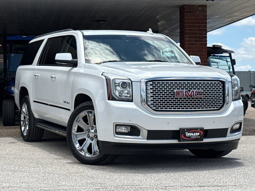Used 2017 GMC Yukon XL Denali w/ Open Road Package AWD/4WD image 1